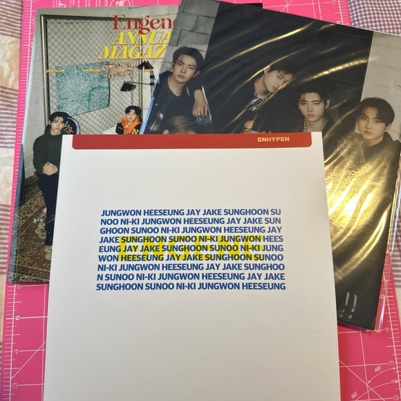 Enhypen Engene membership kit full inclusions - Picture 3 of 3